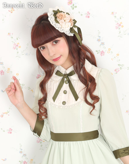 丸衿ヨークティアードワンピースRound Collar Yolk Tiered Dress