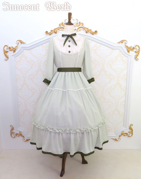 丸衿ヨークティアードワンピースRound Collar Yolk Tiered Dress