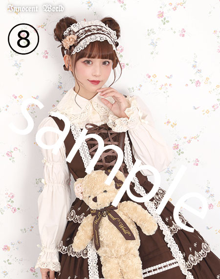 Innocent World｜写真集 発売記念ブロマイドPhotobook Release