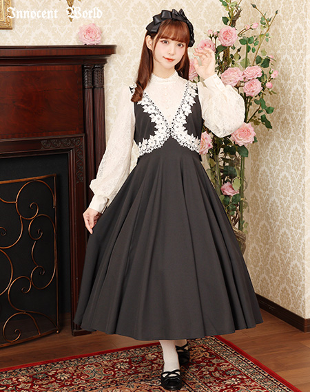 Innocent World｜野薔薇レースワンピース