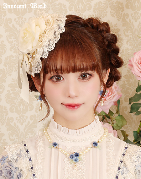 Innocent World｜薔薇とパールのネックレス