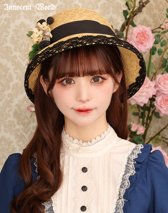 あむら　新品未使用タグ付き。Innocent World ローズコーム myu様専用 Innocent World ロココローズコーム ベージュ - メルカリ