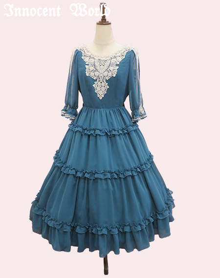ルノアールの夢 アンティークなアクアブループリンセスドレス ルノアールの夢 アンティークなアクアブループリンセスドレス