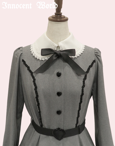✳️良品★バートン★レディースS★スノボウエア★ワンピース★総柄★デザイン秀逸 滑雪服