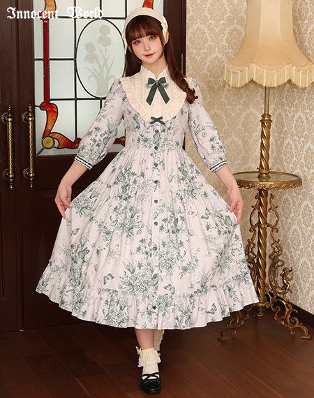 木漏れ日の中の鈴蘭ワンピース Innocent World｜木漏れ日の中の鈴蘭ワンピース